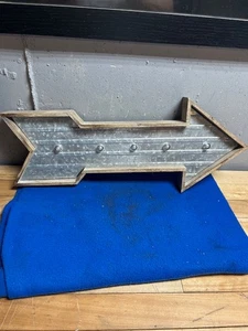 Rustic Lighted Arrow Sign Battery Operated 22" X 9"  Lights Up Studio Decor - Picture 1 of 5