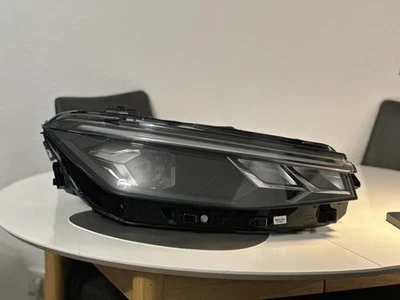 NEU Orig. Volkswagen Passat B9 Scheinwerfer LED Vorne Rechts 3J1941030 BJ:2023- - Bild 1 von 4
