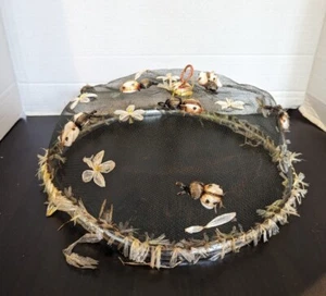 Antique VTG Shoo Fly Screen Cover Food Protection Bee Flower Design Metal - Picture 1 of 7