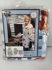 University of North Carolina Pattern Kit BBQ Apron, Mitt,& Potholder , # NC052K - Picture 1 of 5
