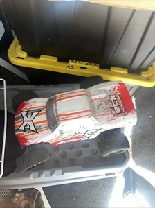 ECX AMP MT 1/10 scale 2wd Monster Truck - Picture 1 of 10