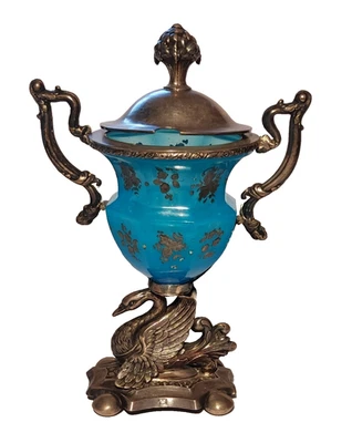 Maceta de mostaza opalina Divina Bélgica siglo XIX plata y azul claro Foto 1 de 4