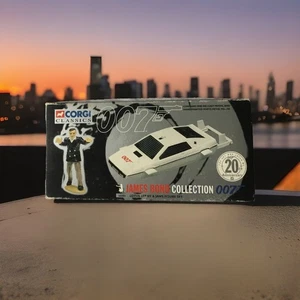  Corgi 65001  20th Anniversary James Bond 007 Lotus Esprit and Jaws Figure - Picture 1 of 6