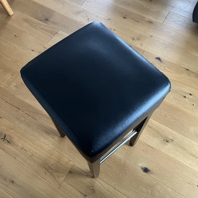 3x Barhocker Kunstleder ohne Lehne mit Fußstütze 4-Fuß Gestell Hocker schwarz - Bild 1 von 4
