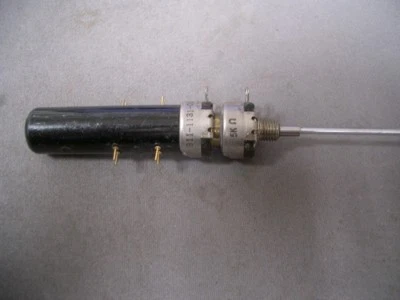 Tektronix Dual 5k Ohm Linear taper Potentiometer 1/8" & 1/16" shafts 311-1131-00 - Image 1 of 2