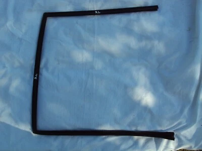 BMW E30 1983-1987 JUNTA DE SELLO DE MARCO GUÍA VENTANA SEDÁN TRASERO IZQUIERDO 1 906 807 Foto 1 de 3