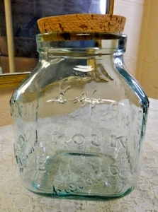 Green Glass Embossed Biscotti Cookie Jar 6" Square x 8.5" H Cork Top Made Italy - Picture 1 of 5
