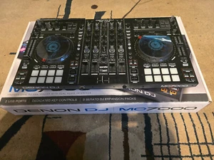 Denon Mc7000 DJ Controller 4-Channel - Picture 1 of 5