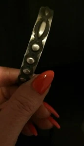 Native American Navajo Signed Sterling Silver Repousse Bangle 8 ' By Elvira Bill - Picture 1 of 12