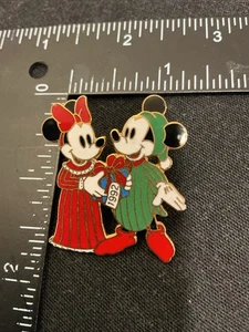 DISNEY STORE MICKEY & MINNIE MOUSE CHRISTMAS PRESENT HOLIDAY 1992 PIN PAJAMAS - Picture 1 of 6