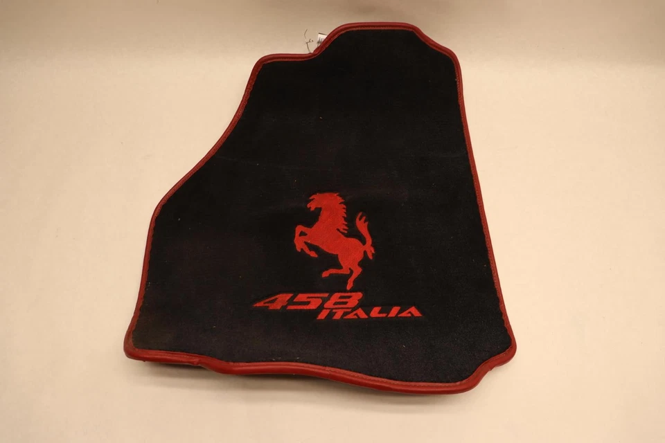 Ferrari 458 Italia 2018 juego de 2 alfombras alfombrillas delanteras izquierda y derecha OEM Foto 1 de 4