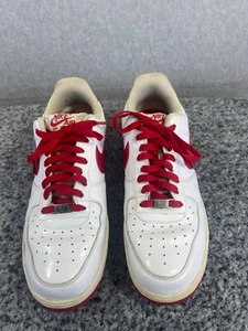 Nike Air Force 1 Zapatilla 11 Blanco Charol Bajo Rojo Entrenador Atlético - Imagen 1 de 10