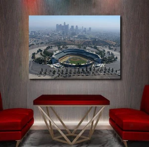 Dodger Stadium mit Los Angeles Downtown in der Ferne - tolle Aufnahme I Love LA - Bild 1 von 3
