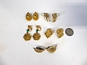 Lot of 5 Pair Vintage Gold Tone Costume Jewelry Earrings - Picture 1 of 10