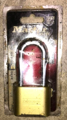 NEW MASTER LOCK 175DLH RESETTABLE COMBINATION LONG SHACKLE PADLOCK - Image 1 of 2