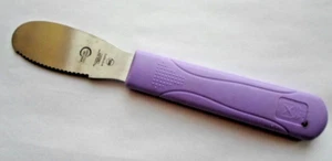 Mercer Culinary Sandwich & Butter 8,5" lila Wellenschliff Streuer GEBRAUCHT - Bild 1 von 3