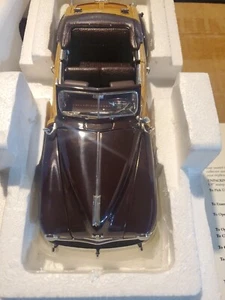 Danbury Mint, 1948 Chrysler Town & Country Convertible, 1/24 Scale New W/Title - Picture 1 of 9