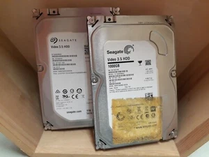 2) Seagate Video 3.5 ST1000VM002 1TB 3.5" SATA III Desktop Hard Drive 1ET162-501 - Picture 1 of 4