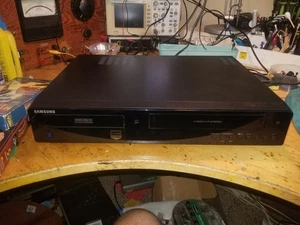 Samsung DVD-VR357 VHS Videorecorder / DVD Recorder Kombiplayer - ohne Fernbedienung (HDMI) getestet - Bild 1 von 5