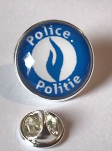 GROS PIN'S 2cm Métal Argenté Fantaisie Police Politie Belge Belgique - Bild 1 von 4