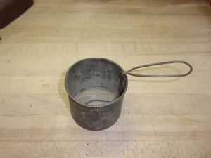 Vintage tin 2 cup flour sifter shaker wire handle farmhouse decor FREE SHIPPING - Picture 1 of 22