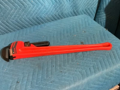 PROTO J824HD Pipe Wrench,I-Beam,Serrated,24" 3R417 (S1K3) - Image 1 of 4