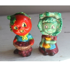 Ugagco Miyao Anthropomorphic Salt Pepper Shakers Tomato Lettuce Heads MCM Kitsch - Picture 1 of 7