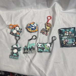 Lote de 7 Llaveros DP Dude Clips Perfectos Cool Panda - Cremallera Tiradores 2 ¡Súper Raro! - Imagen 1 de 15