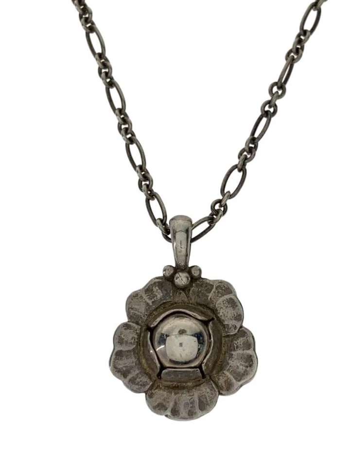 Collana con ciondolo Georg Jensen 2002 Heritage in argento 925 fiore - Immagine 1 di 4