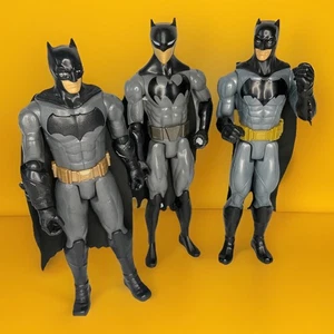 DC Comics Batman Action Figure Giocattolo Justice League Set di 3 Mattel - Foto 1 di 6