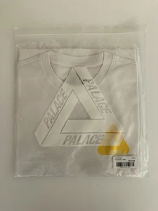 Palace dreisprachiges T-Shirt weiß Größe M nagelneu im Staubbeutel - Bild 1 von 2