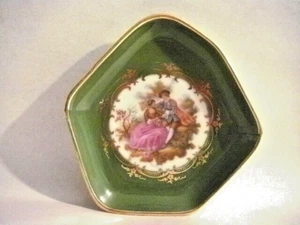 LIMOGES PORCELAIN 4" DISH, FRANCE 1790'S STYLE, 6 SIDED FREE FORM ART, GOLD TRIM - Picture 1 of 7