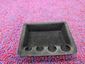 CARGADOR DODGE SXT 3,6 L 11-23 OEM CONSOLA CENTRAL BANDEJA DE ALMACENAMIENTO DE MONEDAS PANEL DE MOLDURA - Imagen 1 de 2