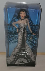 Muñeca Barbie Torre Eiffel 2009 Colección Monumento al Mundo T3771 Etiqueta Rosa  - Imagen 1 de 9