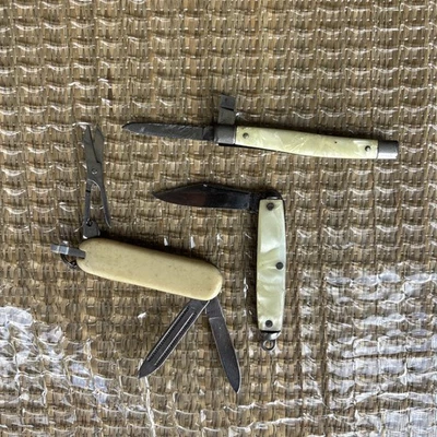 Vintage Pocket & Key Chain Knives LOT OF 3     2-(USA) 1-China - Image 1 of 4