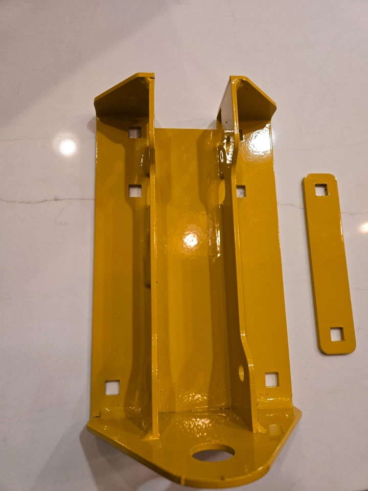 NEW GENUINE OEM HUSTLER 127156 HITCH KIT FOR RAPTOR X XL XD XDX MOWER MODELS - Image 1 of 1