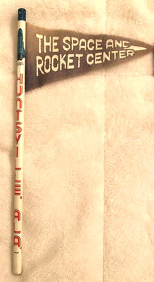 Nuevo lápiz de colección con banderín recuerdo espacio y centro de cohetes Huntsville AL 80s raro Foto 1 de 4