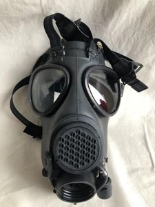 SWISS SM 90 RESPIRATOR VINTAGE GASMASK SIZE + MEDIUM/LARGE GASMASKE SEHR SELTEN! - Bild 1 von 10
