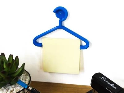 Sticky Note Hanger - Image 1 of 4
