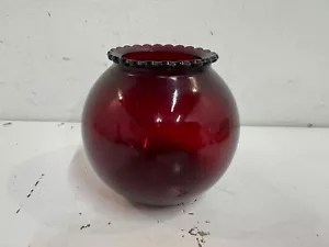 Vintage Anchor Hocking Royal Ruby Red Glass Ivy Ball Vase Ruffled Rim 4" x 4" - Picture 1 of 8