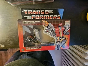 Swoop 100% Complete W/BOX 1985 Vintage Hasbro G1 Transformers Action Figure - Picture 1 of 6