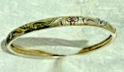 VTG Solid Sterling Silver 3 Rubies Glass Floral Embossed Scrolls Bangle Bracelet - Image 1 of 4