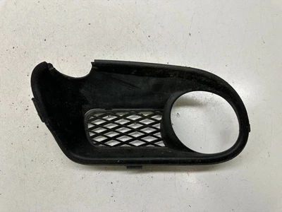 Volkswagen Touareg I 2005 revestimiento faros antiniebla / rejilla delantera DRA49650 Foto 1 de 3