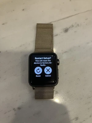 Apple Watch Serie 1 38 mm Estuche de Aluminio Metal Correa de Malla Deportiva con Cable de Carga Foto 1 de 4