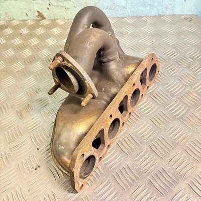 Exhaust manifold Audi A4 2009 - Image 1 of 4