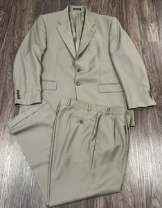 Lauren Ralph Lauren Suit Medium Beige Wool 2-Pieces Blazer Size 44L Pants 38X34 - Picture 1 of 19