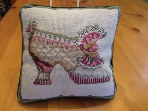 Vintage Needlepoint Pillow 9.5"x9.5" Victorian Heel Shoe Hunter Green Velvet EVC - Picture 1 of 12