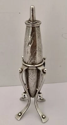 罕见 DOMINICK HAFF AETHETIC FIGURAL TOBACCO 雪茄形式纯银雪茄灯 — 第 1/4 张图片