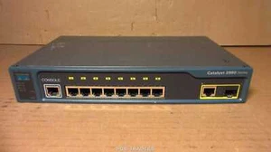Commutateur Cisco WS-C2960-8TC-L V02 8 x 10/100 Mbit/s + 1 x VLAN SFP et 1 x liaison montante Gigabit - Photo 1/4