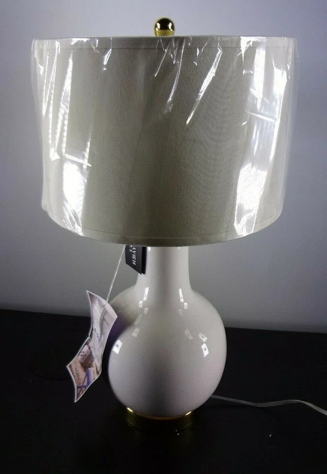 Lámpara de mesa jarrón Safavieh LIT4024A blanca de una sola luz 27-1/2" de alto con C (B-51A) Foto 1 de 4